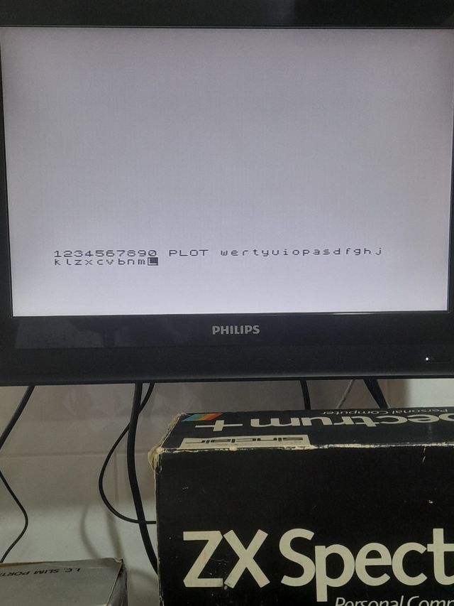 LOTE ZX SPECTRUM + 48K ( + 4 juegos originales )