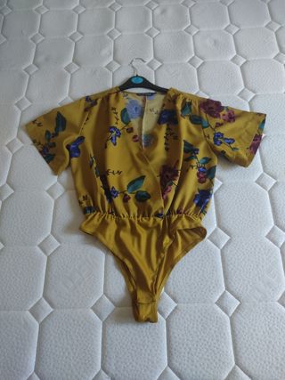 Body Terranova floral mostaza