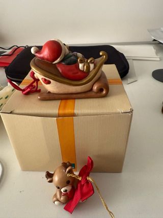 Thun slitta Natale 2017 Pinguino