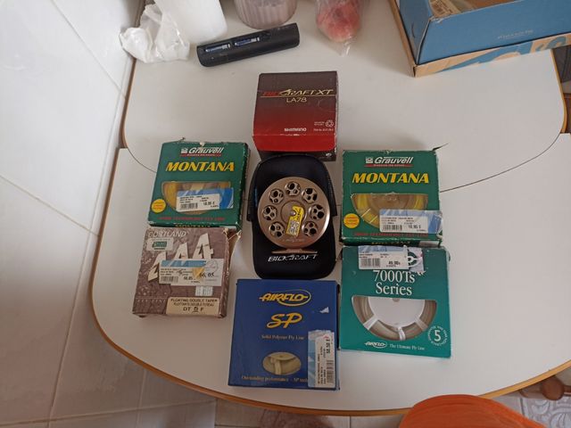 Carrete Shimano Biocraft + 5 líneas pesca, sin hus