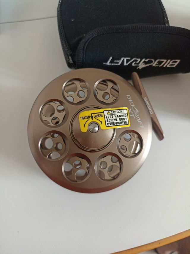 Carrete Shimano Biocraft + 5 líneas pesca, sin hus