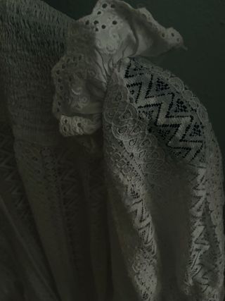 Blusa blanca Mango crochet