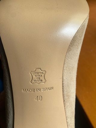 Zapatos beige Latouche - Tacones