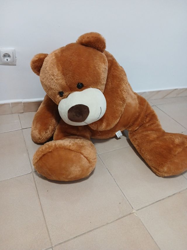 Oso de peluche gigante