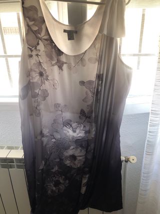 Vestido fiesta blanco gris- H y M