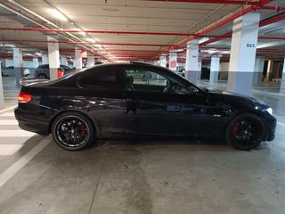 BMW e92 320i 