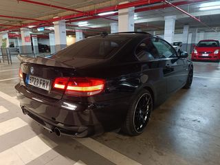 BMW e92 320i 
