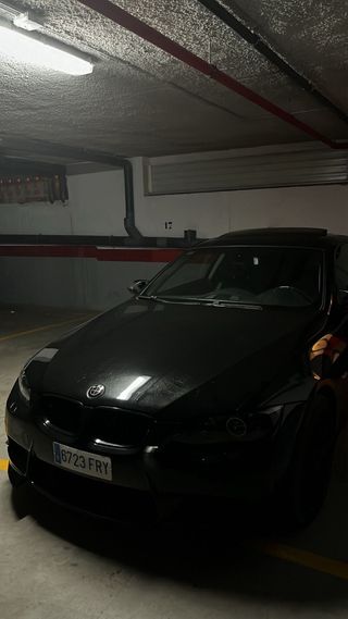 BMW e92 320i 