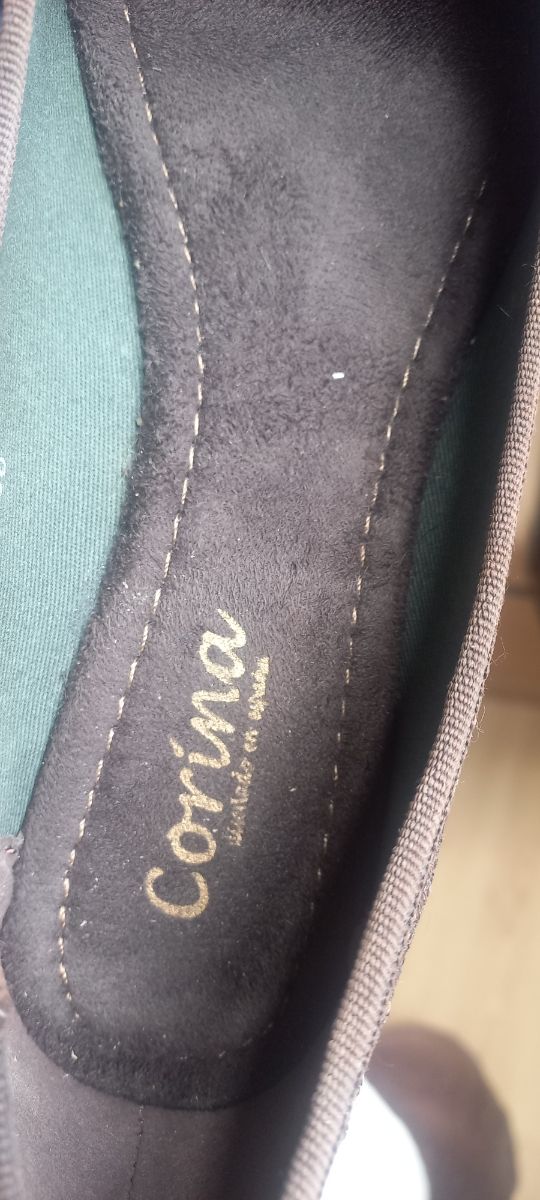 Bailarinas Corina Brillante - 38 (37 más bien)