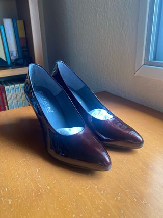 Zapatos Pitillos Marrón - Tacón