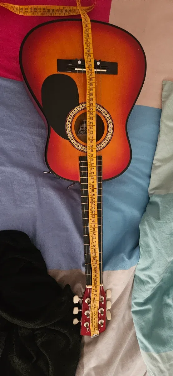 Guitarra clásica niño