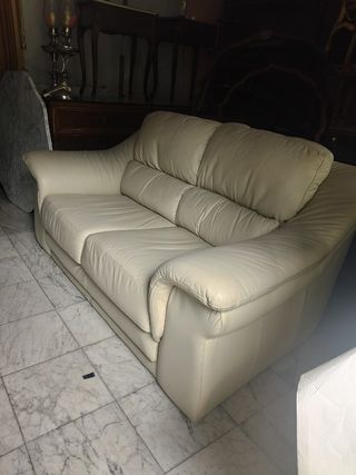 Sofá 2 plazas piel beige