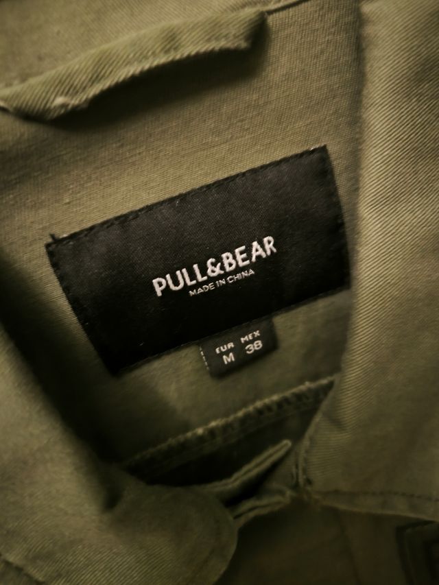 Chaqueta Pull&Bear militar M