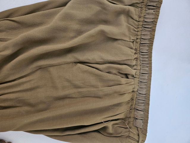 Pantalón Viscosilla Verde Oliva Mujer