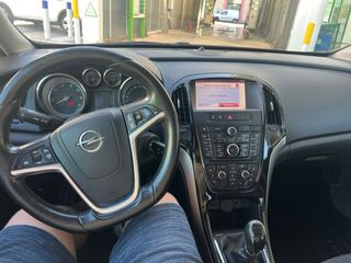 Opel Astra 2013