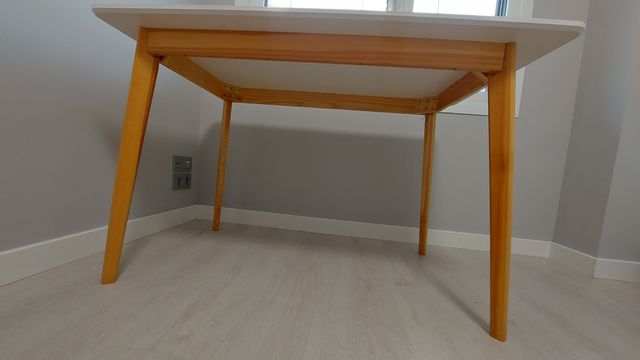 Mesa blanca madera - Estilo nórdico
