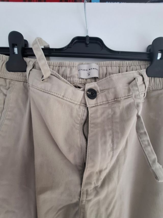 Pantalones Jogger color Beige