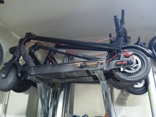 Patinetes eléctricos:  para repar 30€ cada uno , 