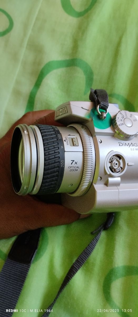 Minolta DIMAGE 7i - Fotocamera Argento