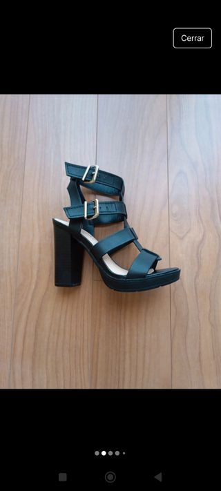 Sandalias negras tacón- Cangrejeras
