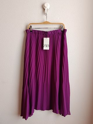 Zara: falda plisada buganvilla -XL-