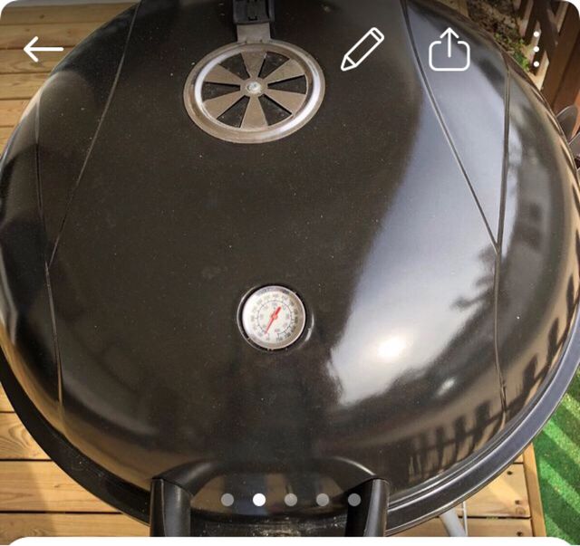 Barbacoa carbón negra