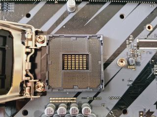 Placa base ASRock Z490 Phantom Gaming 4