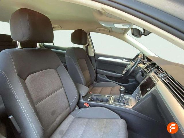 Volkswagen Passat Advance 2.0 TDI 110kW (150CV)
