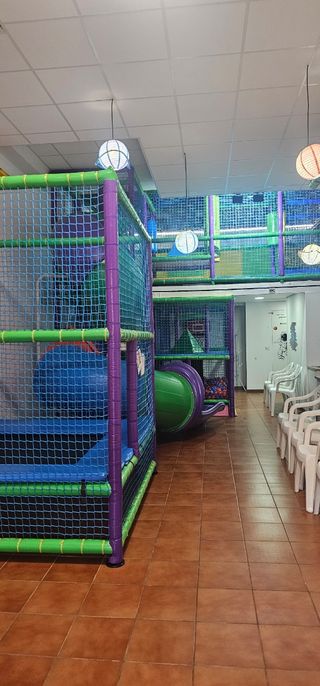 Alquiler parque de bolas infantil.  Celebración pr
