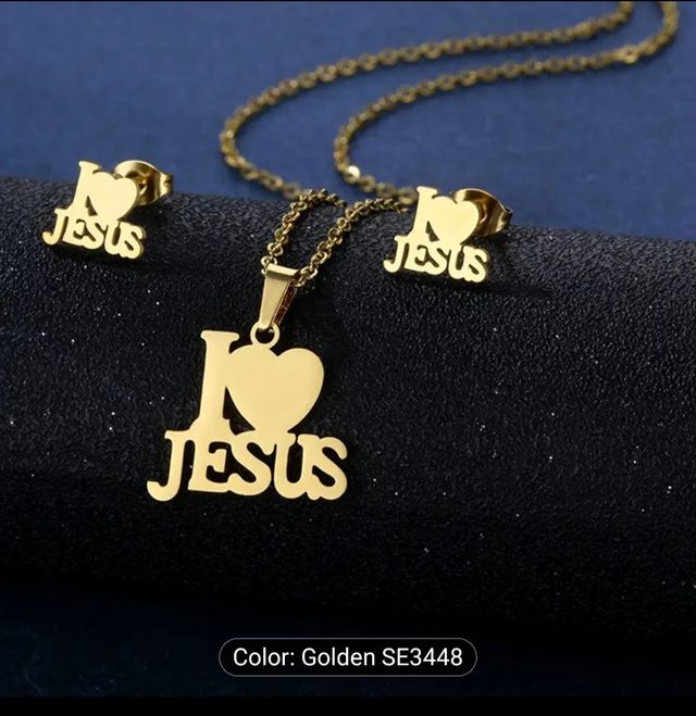 Collar y pendientes I ♥ Jesus