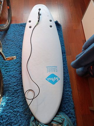 neopreno surf niño talla 9/10 + tabla surf