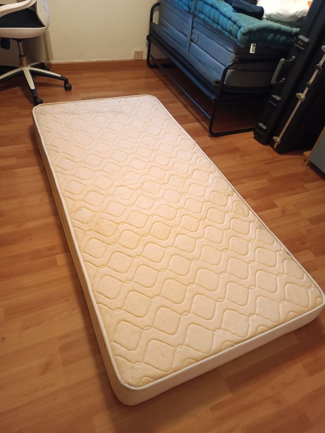 Colchón individual+almohada 90cm