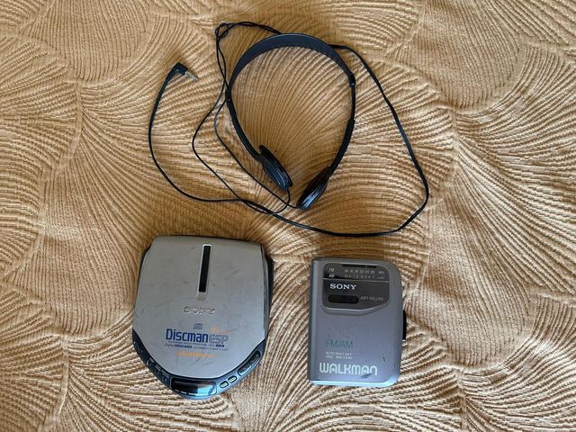 Sony Walkman + Discman + Auriculares
