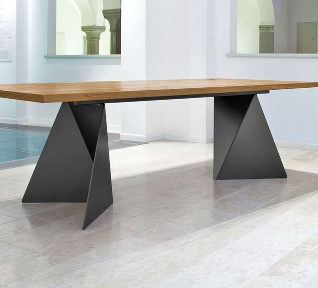 Tavolo da pranzo moderno - Legno e metallo