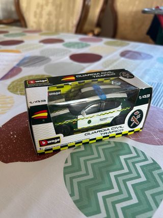 Coche a escala de la guardia civil trafico