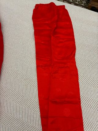 Kimono rojo bordado