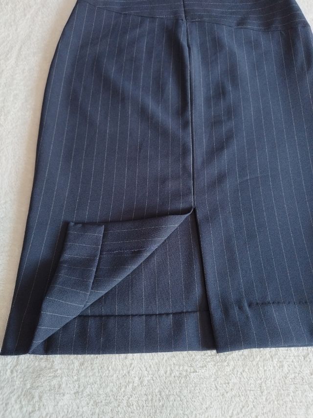 Falda Mango T. XS. Nueva