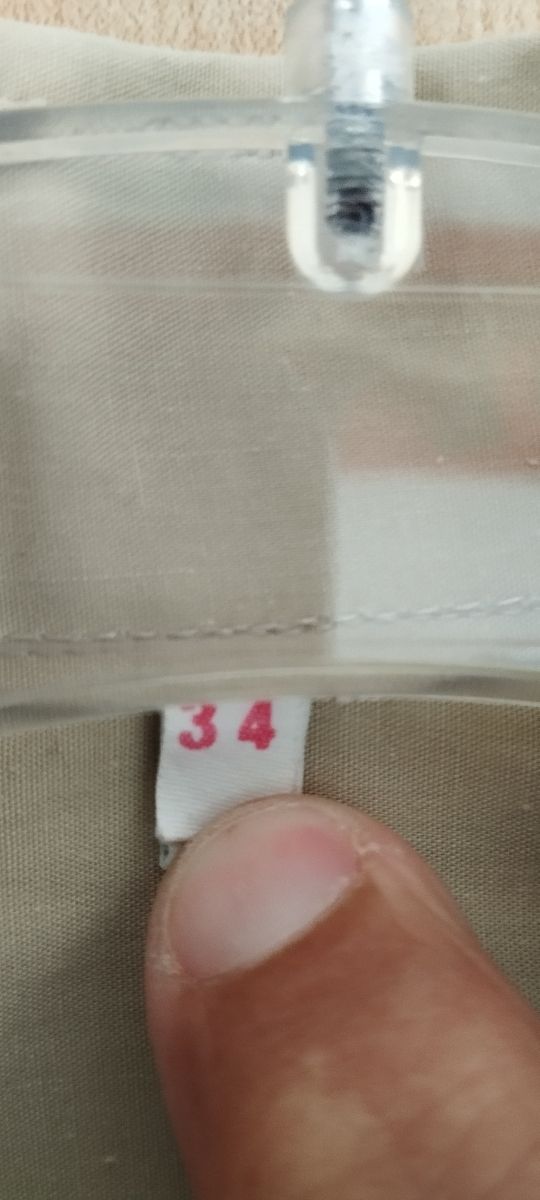 Camisa militar bege tamanho 34