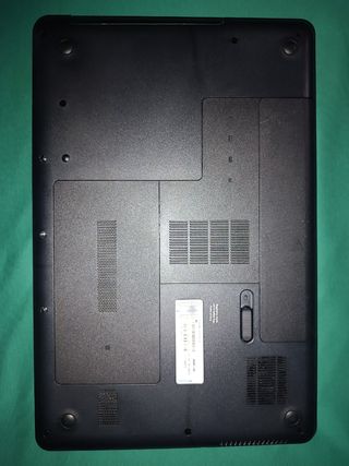 Portátil HP 630 15,6" seminuevo, cargador original