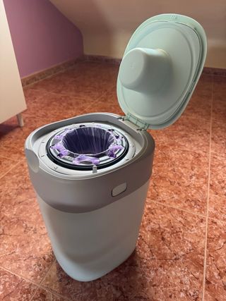 Contenedor pañales Tommee Tippee