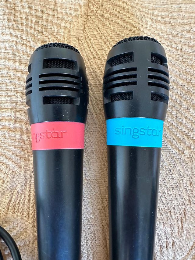 2 Micrófonos SingStar PS2
