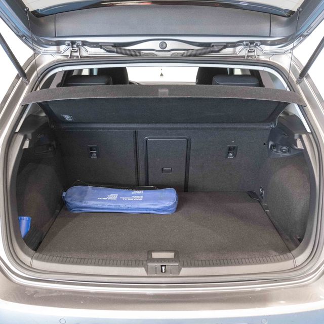 Volkswagen Golf  RLINE 