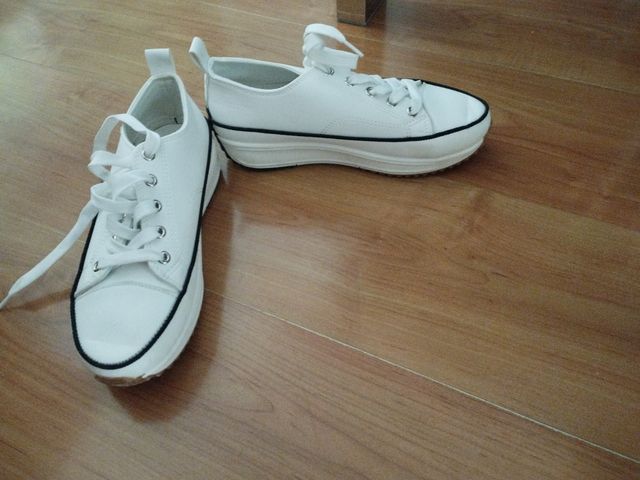 2 pares Zapatillas plataforma negras y blancas