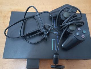 PlayStation 2  para pizas negra con mando memore 
