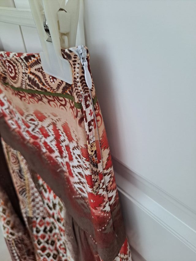 Falda larga. 100% algodón. Talla 42.