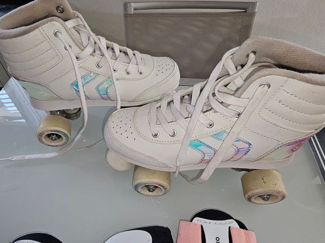 Pattini 4 ruote Oxelo + Casco Rosa+ protezioni