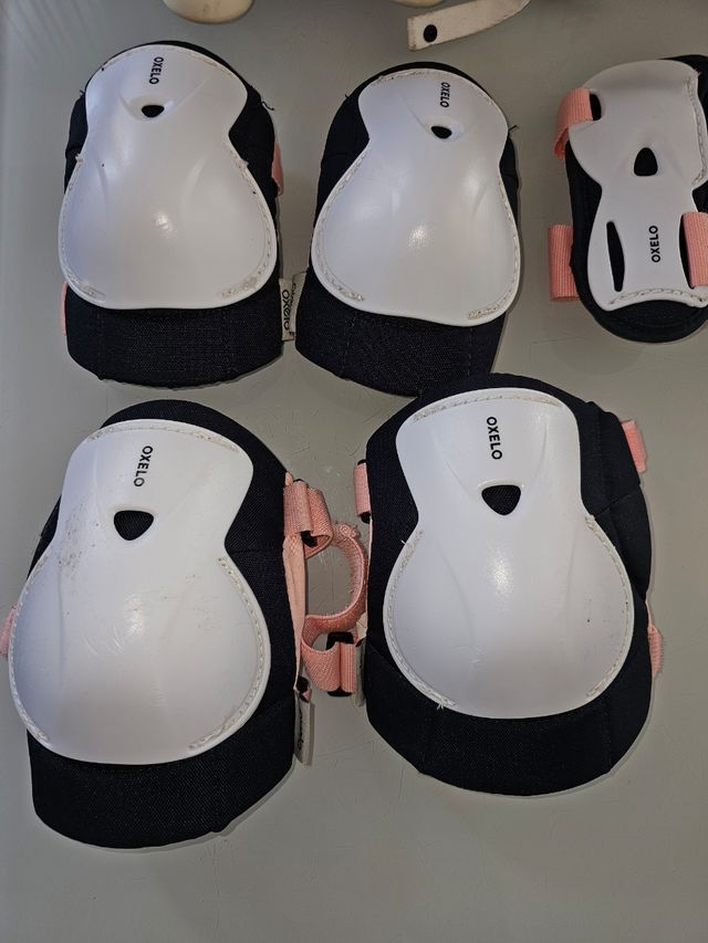 Pattini 4 ruote Oxelo + Casco Rosa+ protezioni
