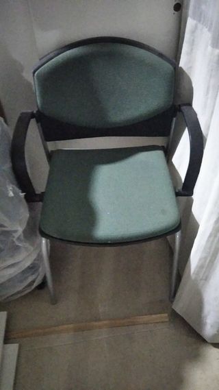 2 Sillas oficina - tela verde