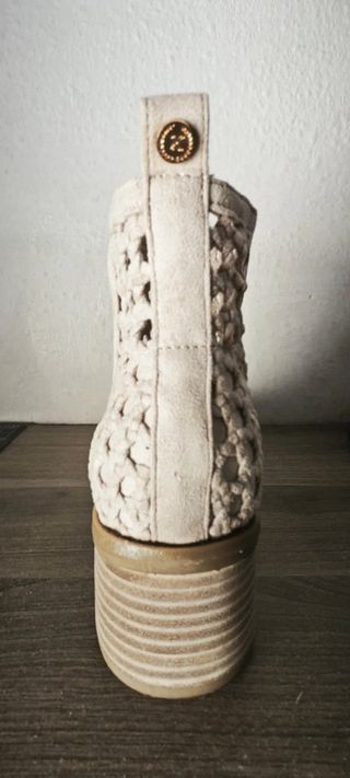 Botines TXI beige verano