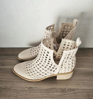 Botines TXI beige verano